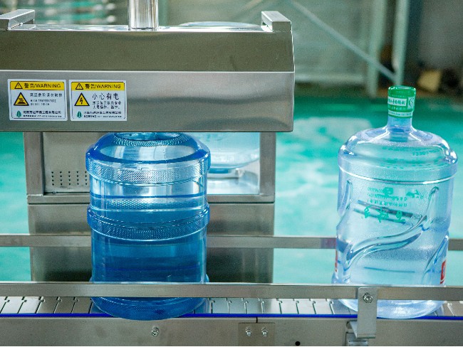 桶裝小型純凈水設備 桶裝小型純凈水設備